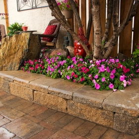 Planters and Retaining Walls - Landscape Design Gallery | B. Rocke Landscaping